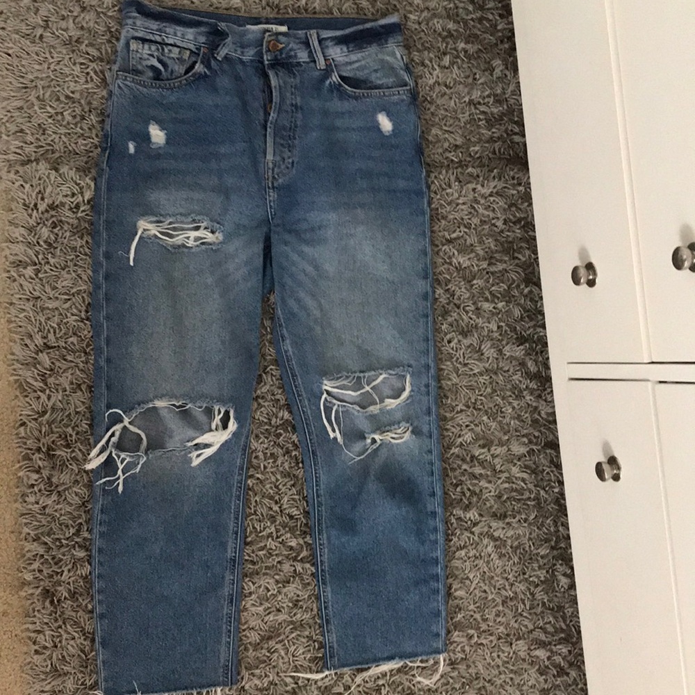 Ripped Mom Jeans
